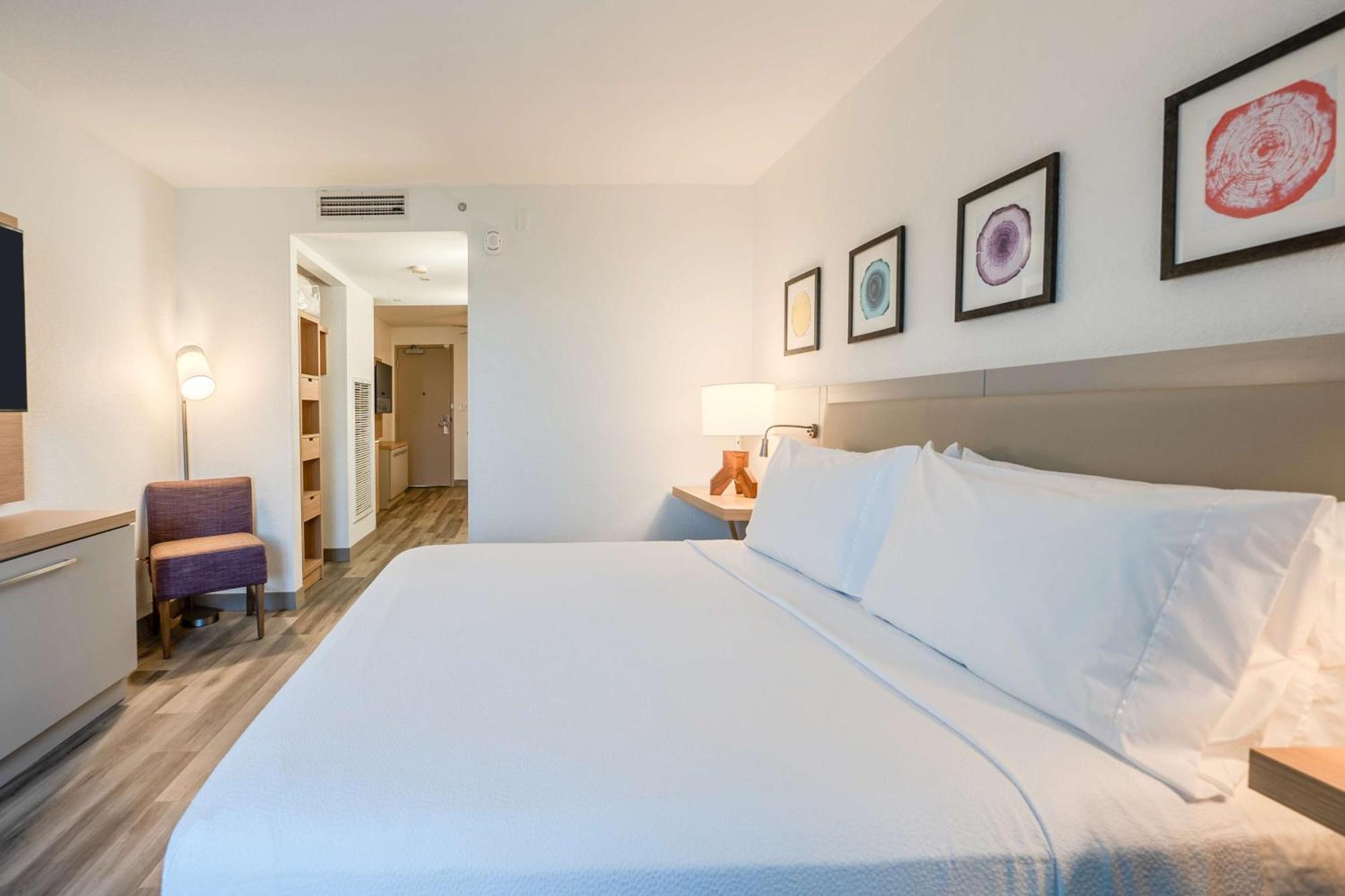 Hilton Garden Inn Ft. Lauderdale Airport-Cruise Port Dania Beach Exterior photo